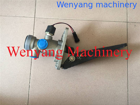 XGAM колесный погрузчик оригинальные запасные части 12C0092 главный клапан пневматического тормоза поставщик