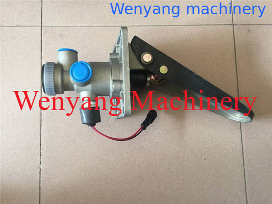 XGAM колесный погрузчик оригинальные запасные части 12C0092 главный клапан пневматического тормоза поставщик